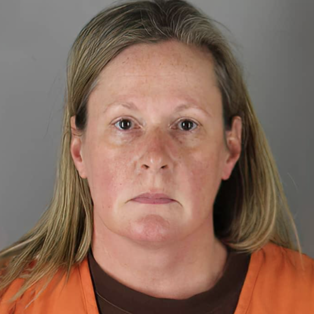 Mort de Daunte Wright: la policière inculpée libérée sous caution