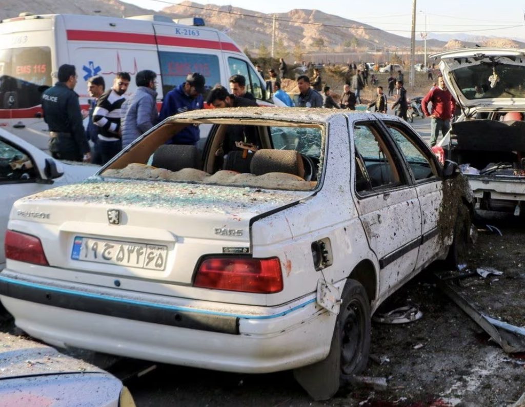 Iran: deux attentats font au moins 103 morts et 200 blessés