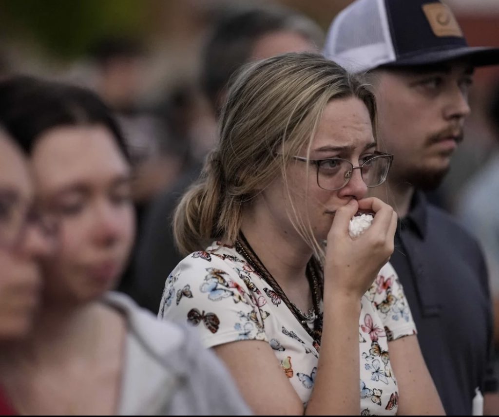 Une fusillade dans une école de Georgie aux États-Unis fait quatre morts