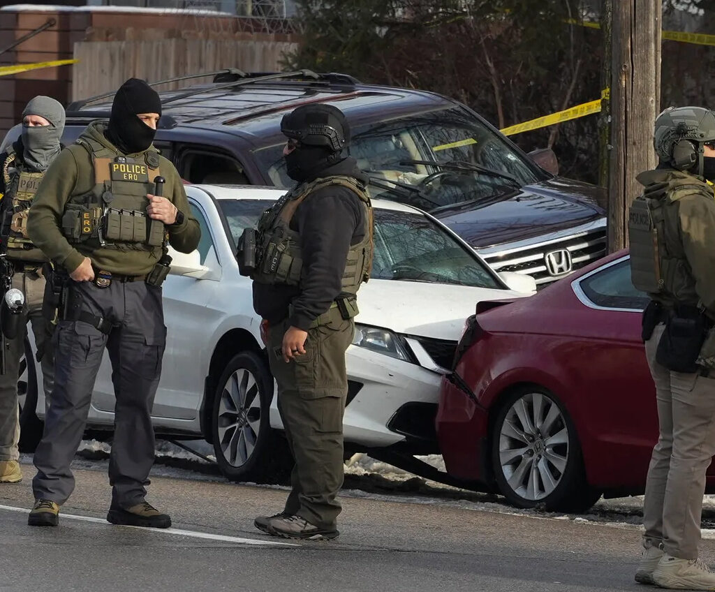 Une femme a été abattue par l’ICE à Minneapolis